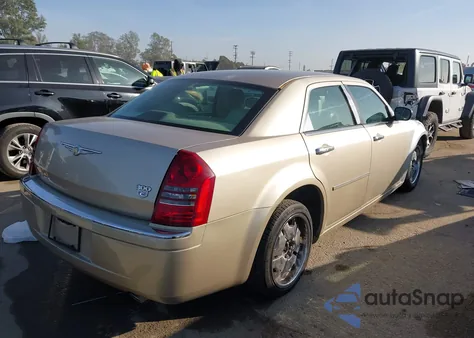 2006 Chrysler 300C из США, поврежденный, VIN 2C3KA63H06H421509